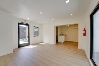 1202-1210 Camino Del Mar, Del Mar, CA à louer Photo intérieure– Image 2 sur 11