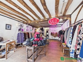 3 Peacock Parade, Leighton Buzzard à louer Photo intérieure– Image 1 sur 3