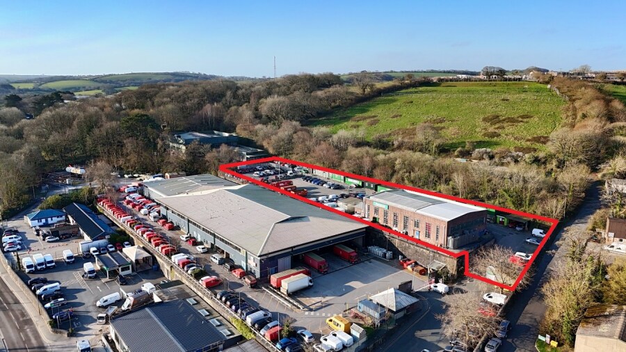 Harvey Rd, Truro à vendre - Photo de l’immeuble – Image 2 sur 7