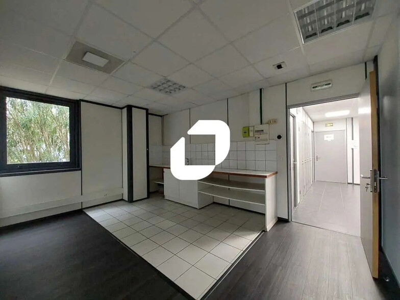 Bureau dans Castelnau-le-Lez à louer - Photo intérieure – Image 2 sur 7