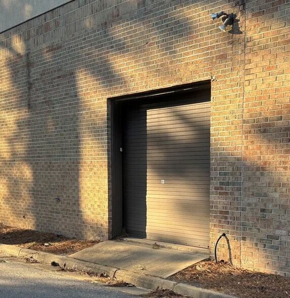 156 Business Park Dr, Virginia Beach, VA à vendre - Photo de l’immeuble – Image 2 sur 7
