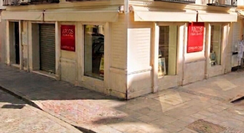 Local commercial dans SEVILLA à louer - Photo de l’immeuble – Image 1 sur 6