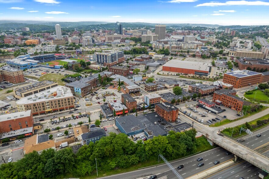 121-129 Water St, Worcester, MA à louer - Aérien – Image 3 sur 8