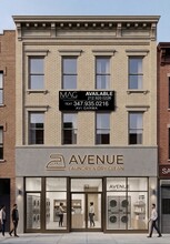 52 Graham Ave, Brooklyn, NY à louer Photo de l’immeuble– Image 2 sur 3