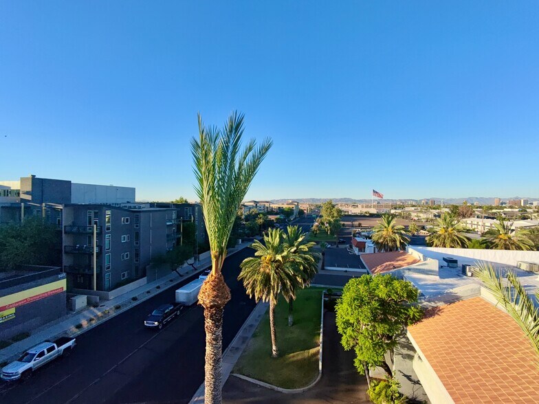 5320 N 16th St, Phoenix, AZ à vendre - Photo de l’immeuble – Image 2 sur 10