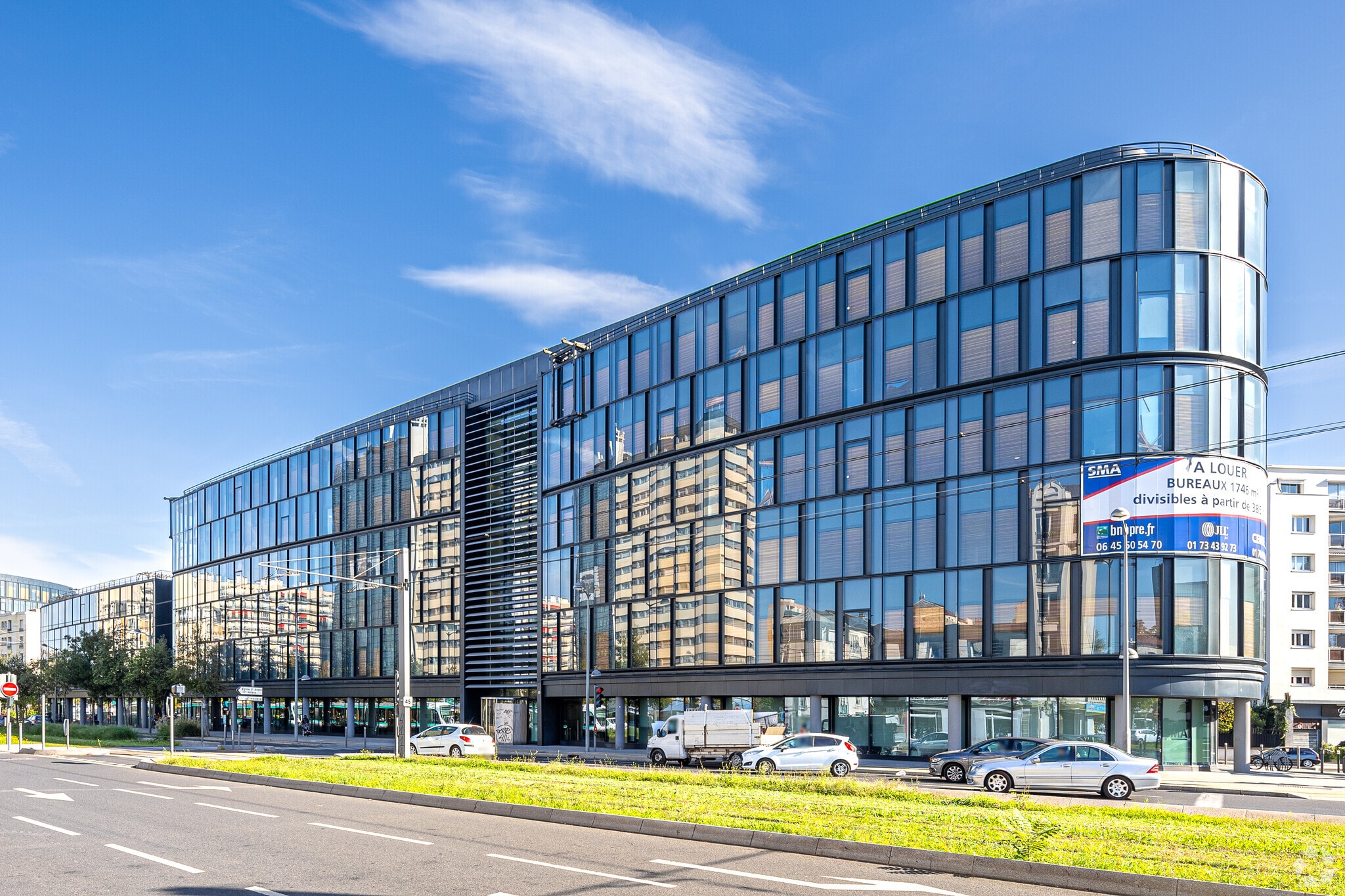 50 Boulevard National, La Garenne-Colombes à louer Photo principale– Image 1 sur 3