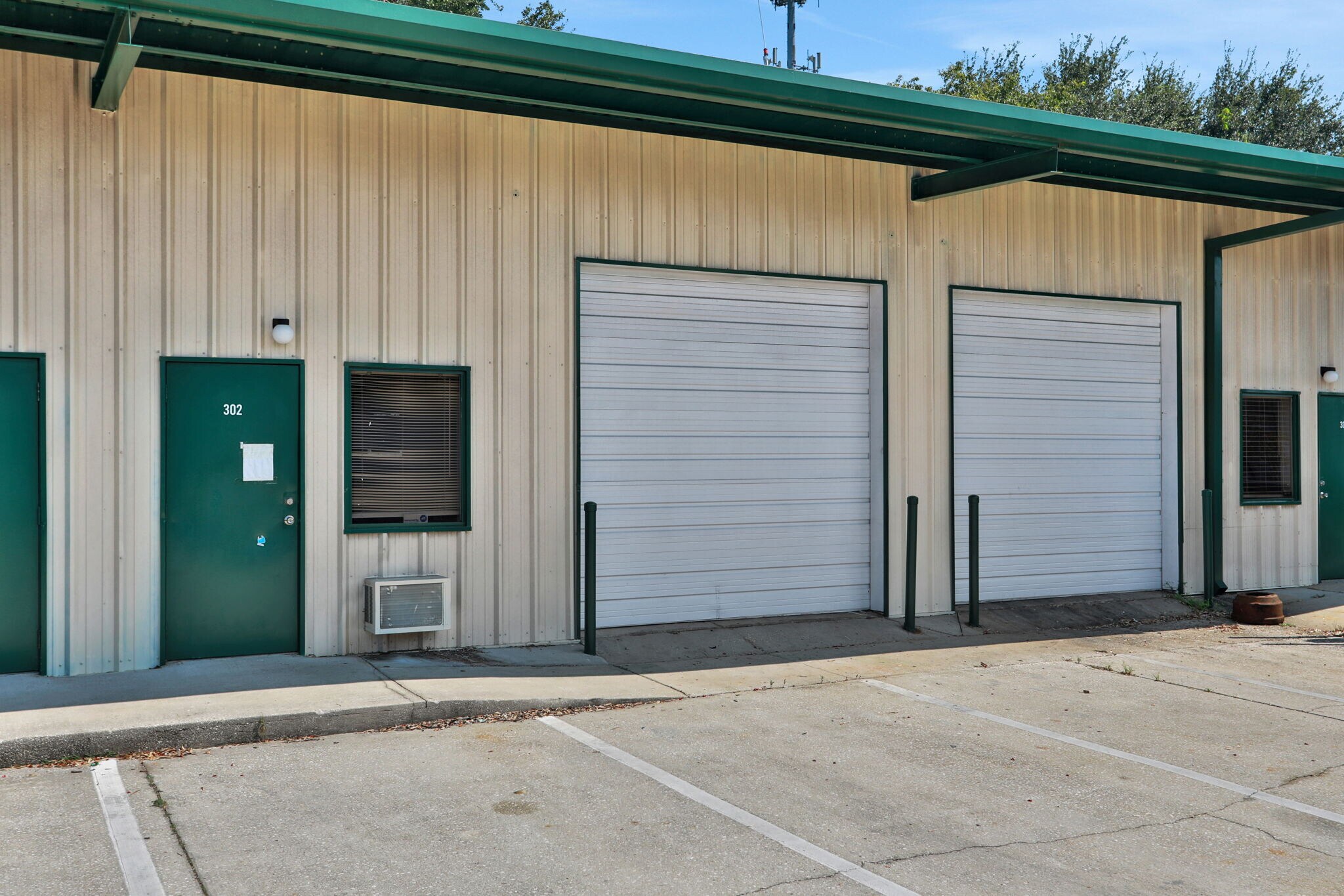 8802 Corporate Square Ct, Jacksonville, FL à louer Photo de l’immeuble– Image 1 sur 12