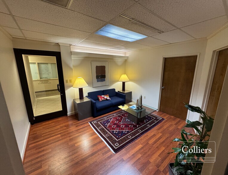 454 S Anderson Rd, Rock Hill, SC à louer - Photo de l’immeuble – Image 2 sur 5