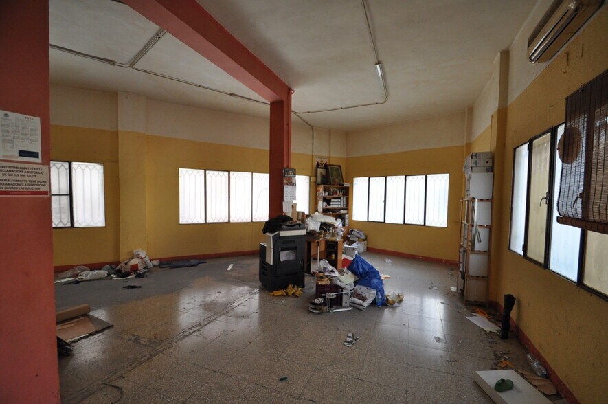 Local commercial dans Petrer à vendre - Photo de l’immeuble – Image 2 sur 9