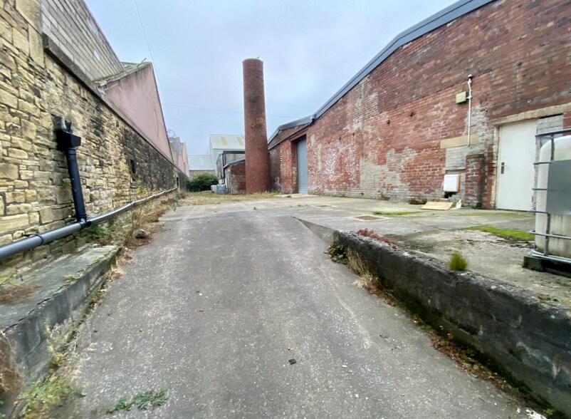 Gertrude St, Nelson à louer - Photo de l’immeuble – Image 3 sur 5
