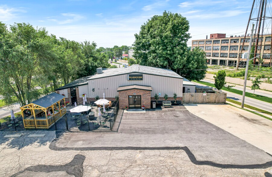 1134 Home Ave, Kokomo, IN à vendre - Photo de l’immeuble – Image 2 sur 10