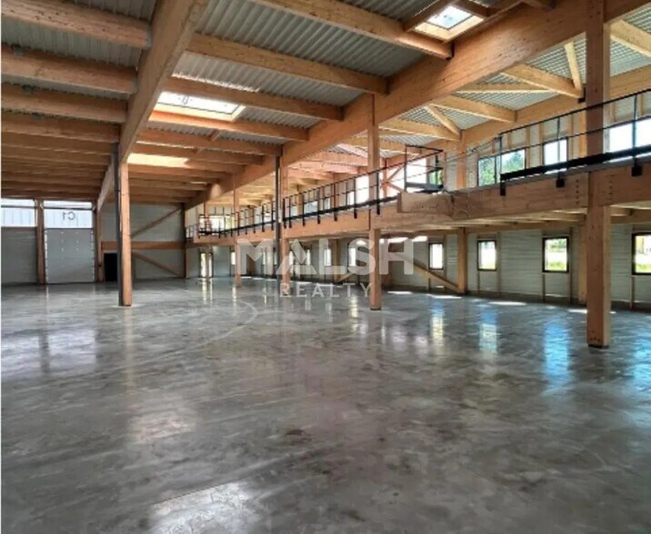 Local d’activités dans Tarare à louer - Photo intérieure – Image 2 sur 17