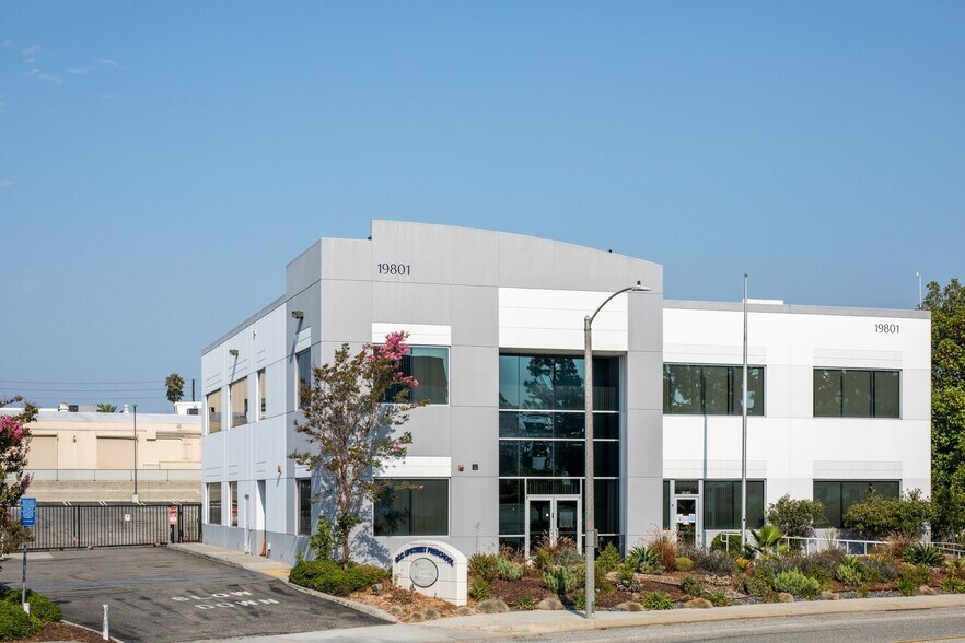 19801 Mariner Ave, Torrance, CA à louer - Photo de l’immeuble – Image 2 sur 3
