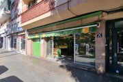 fachada local