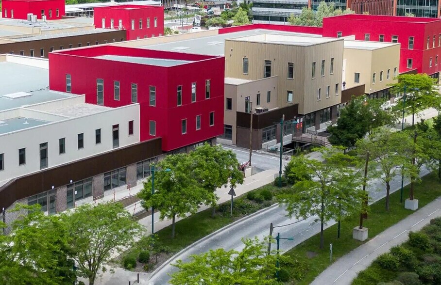 Local d'activités dans Gennevilliers à vendre - Photo de l’immeuble – Image 1 sur 5