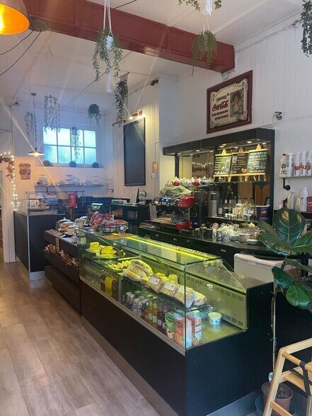 24 St Leonards Rd, Bexhill On Sea à louer - Photo de l’immeuble – Image 2 sur 4