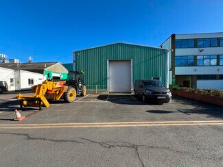 Plus de détails pour Restmor Way, Wallington - Industriel/Logistique à louer