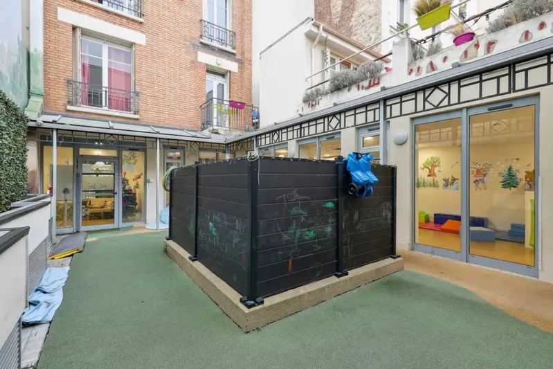 12-14 Rue Lantiez, Paris à vendre - Photo de l’immeuble – Image 1 sur 15