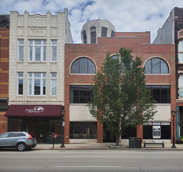 206 S 6th St, Springfield, IL à vendre - Photo de l’immeuble – Image 2 sur 25