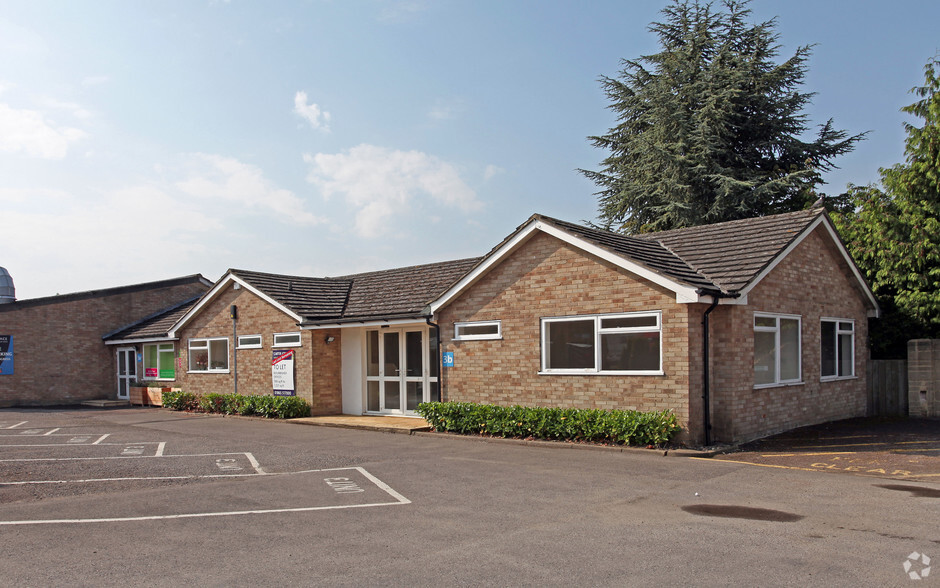 3A-3B Radley Pl, Abingdon à louer - Photo principale – Image 1 sur 3