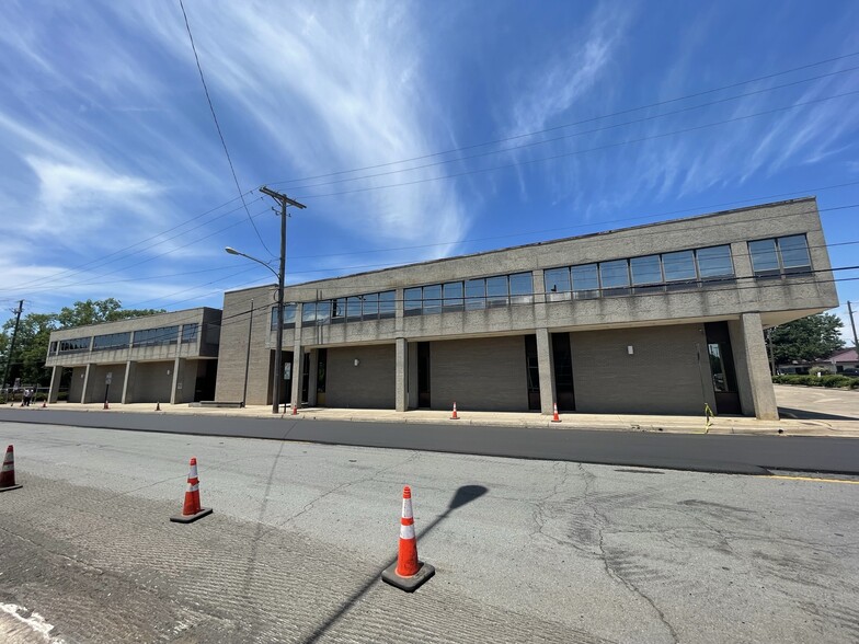 1110 W 7th St, Little Rock, AR à louer - Photo de l’immeuble – Image 1 sur 4