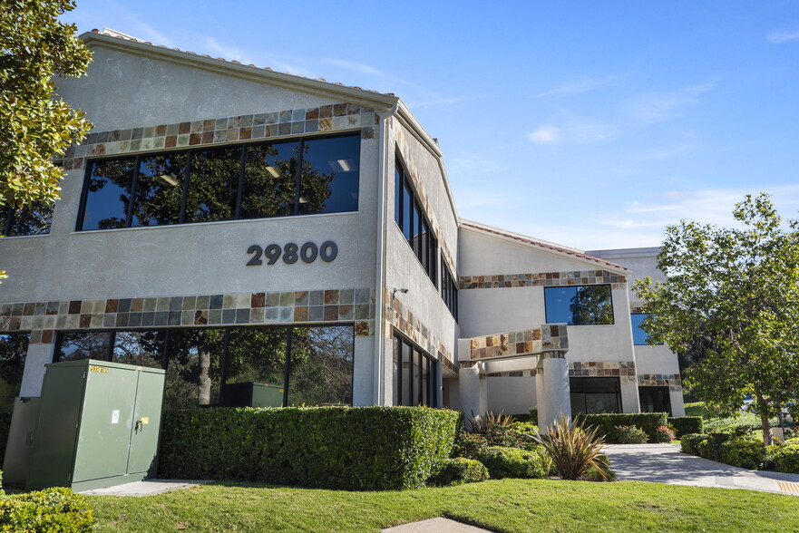 29800 Agoura Rd, Agoura Hills, CA à louer - Photo de l’immeuble – Image 3 sur 12