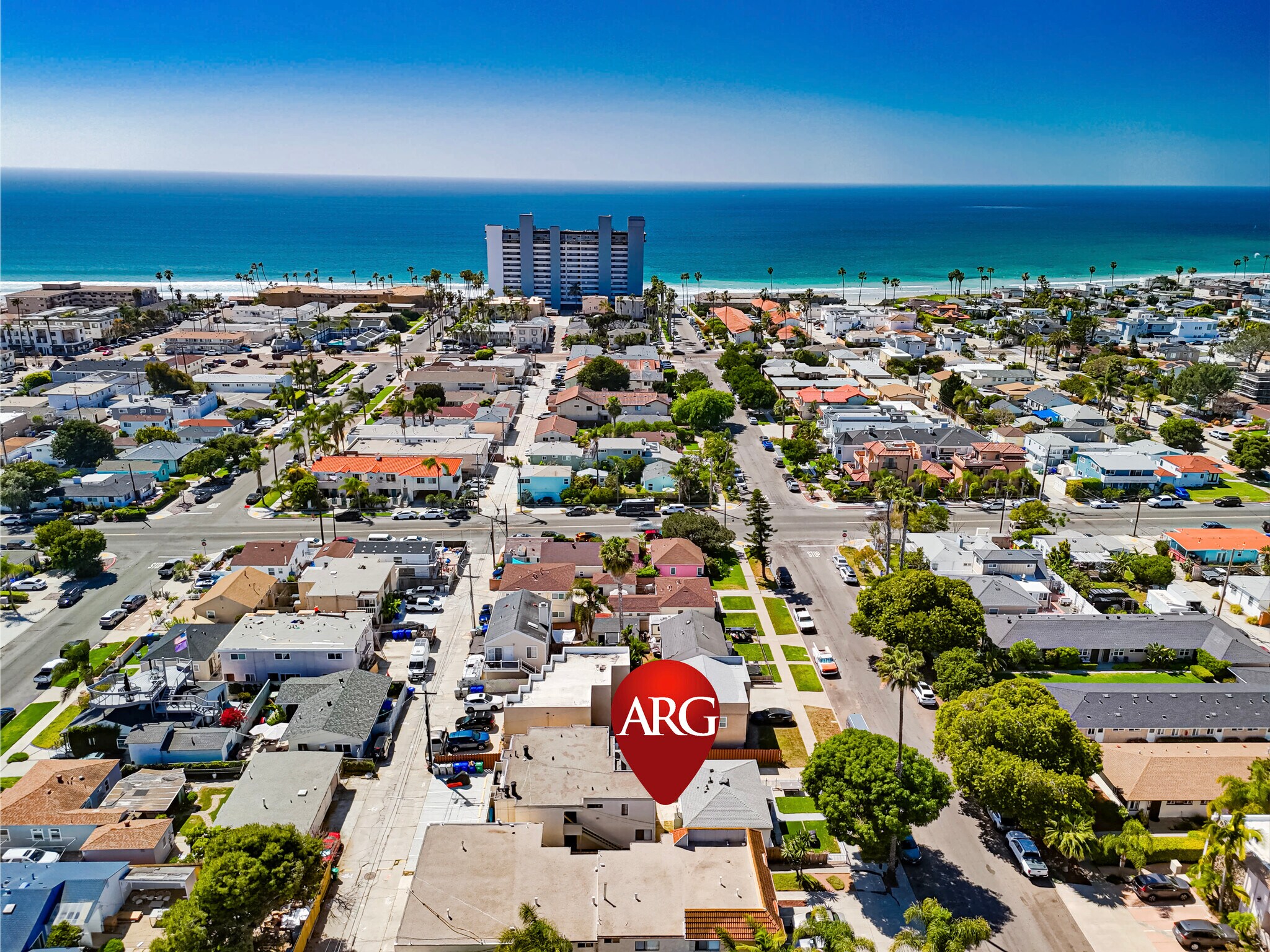 935 Chalcedony St, San Diego, CA à vendre Photo principale– Image 1 sur 11