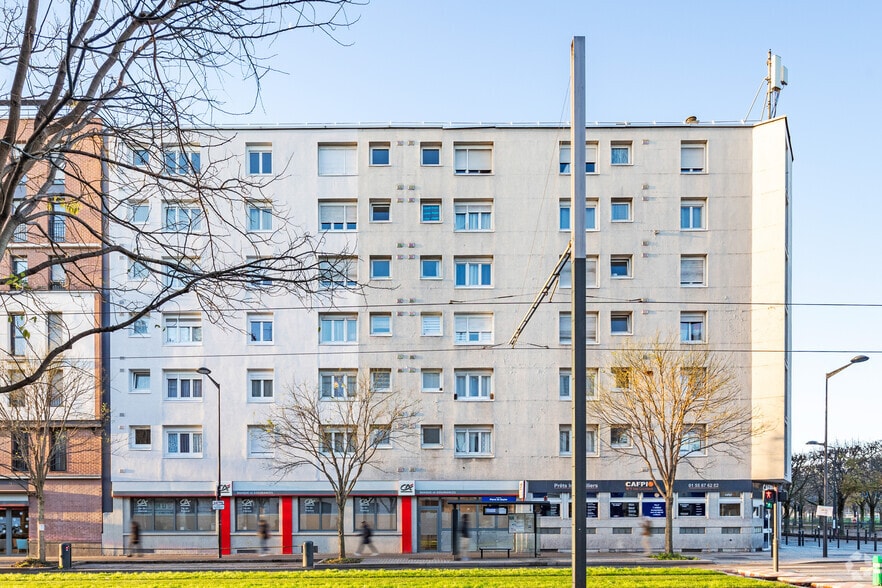 Boulevard Marcel Sembat, Saint-Denis à louer - Photo principale – Image 1 sur 2