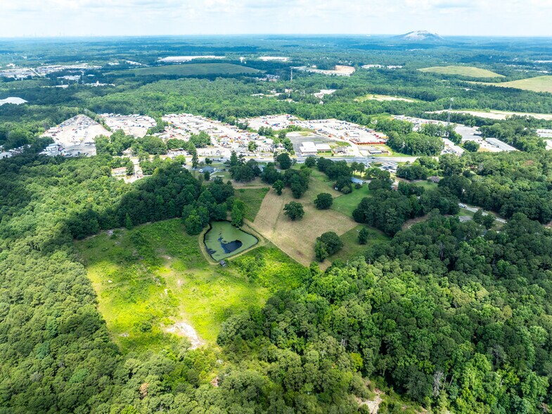 7429 Pleasant Hill and 1975 Poplar Falls Road Rd, Lithonia, GA à vendre - Aérien – Image 2 sur 26