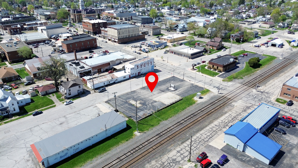 302 N Main St, Winchester, IN à louer - Photo de l’immeuble – Image 2 sur 5