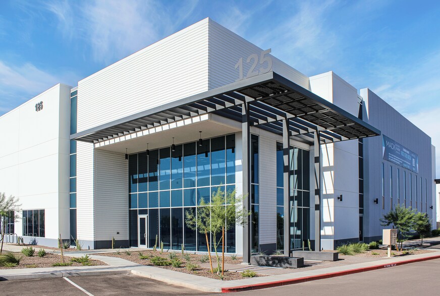 275 W Pinnacle Peak Rd, Phoenix, AZ à louer - Photo de l’immeuble – Image 3 sur 18