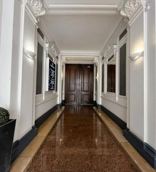 4 Avenue De L'Opera, Paris à louer - Hall d’entrée – Image 3 sur 10