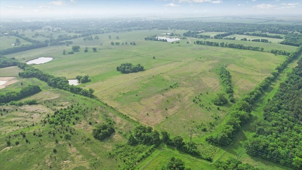 TBD Farm to Market Road 100, Honey Grove, TX à vendre - Aérien – Image 1 sur 32