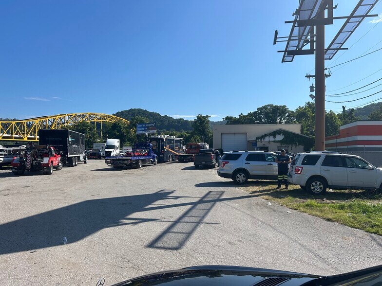 6300 Maccorkle Ave SE, Charleston, WV à vendre - Photo de l’immeuble – Image 2 sur 3