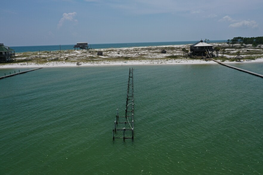 6A Gulf Shore Blvd, Carrabelle, FL à vendre - Photo principale – Image 1 sur 6