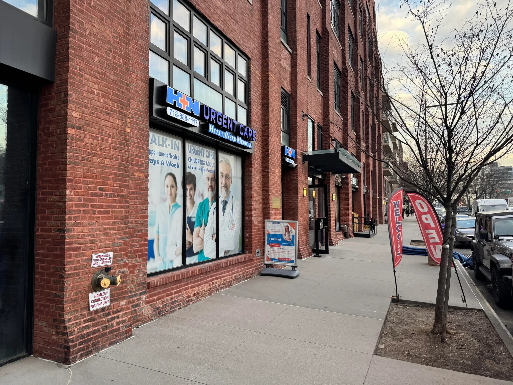 5-33 48th Ave, Long Island City, NY à louer Photo principale– Image 1 sur 10