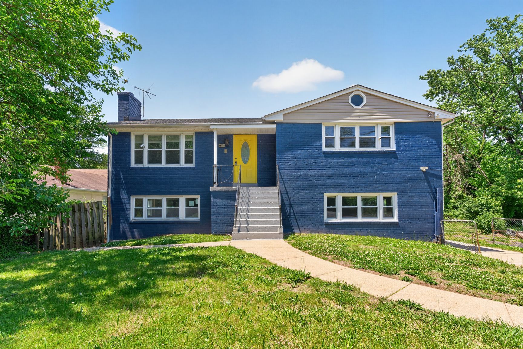 7205 Livingston Rd, Oxon Hill, MD à vendre Photo de l’immeuble– Image 1 sur 27