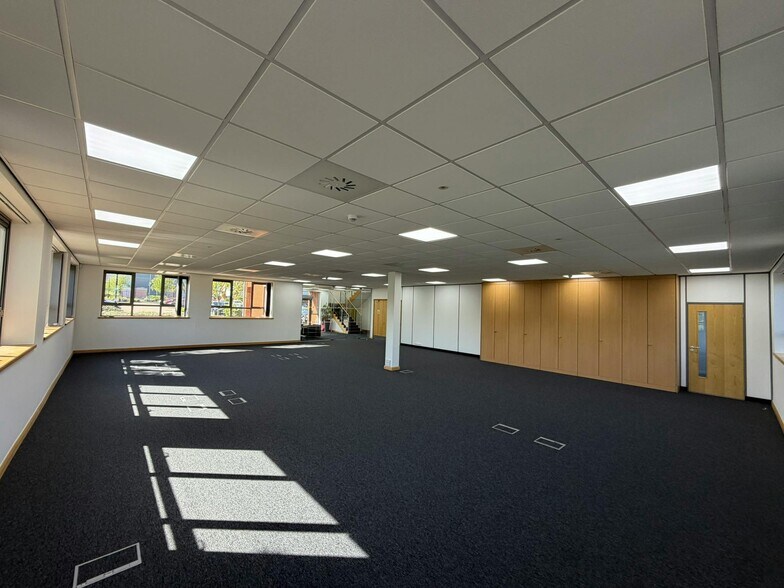 Saxon Ln, Northampton à louer - Photo de l’immeuble – Image 3 sur 10