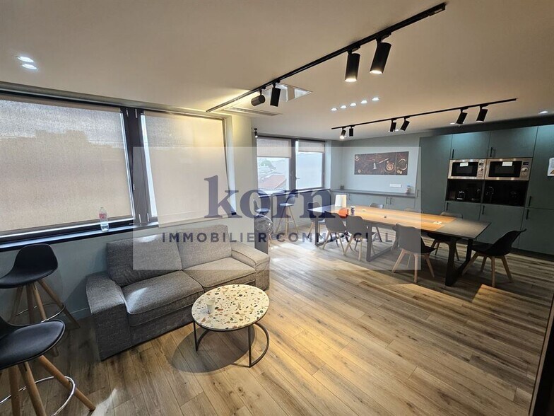 Bureau dans Asnières-sur-Seine à vendre - Photo intérieure – Image 2 sur 8