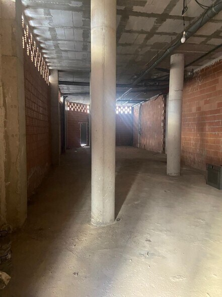 Local commercial dans Torrevieja à vendre - Photo de l’immeuble – Image 2 sur 9