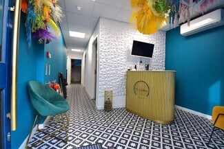 Plus de détails pour 35 Bridge St, Northampton - Bureau à louer