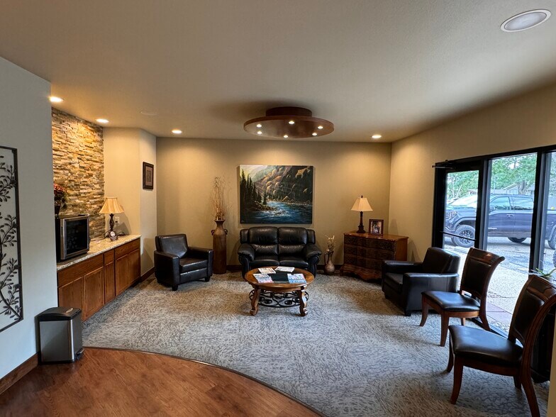 1221 E Elizabeth St, Fort Collins, CO à louer - Photo intérieure – Image 2 sur 16