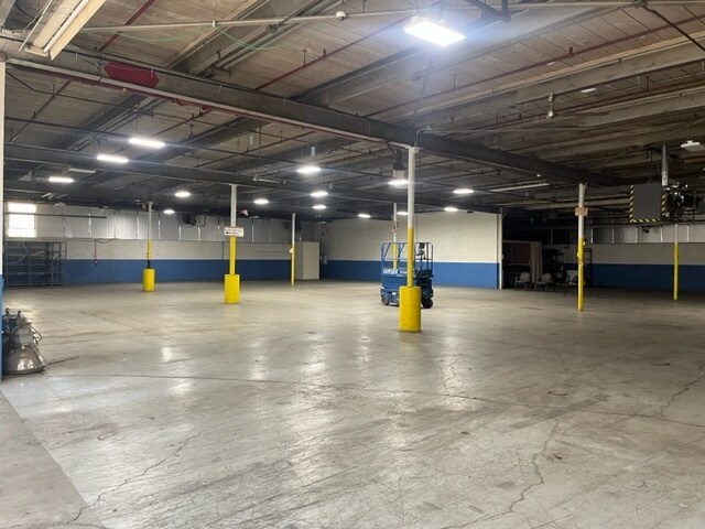95 Grand Ave, Pawtucket, RI à louer - Photo intérieure – Image 2 sur 28