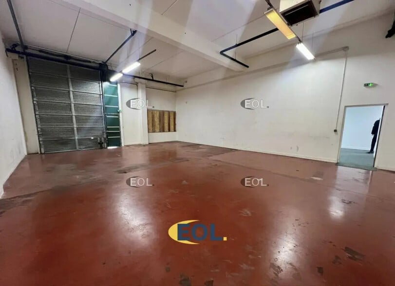 66 Rue Des Vanesses, Villepinte à louer - Photo de l’immeuble – Image 2 sur 6