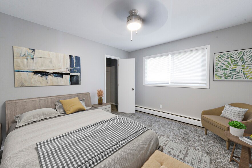 3018 30th Ave S, Minneapolis, MN à vendre - Photo de l’immeuble – Image 3 sur 14