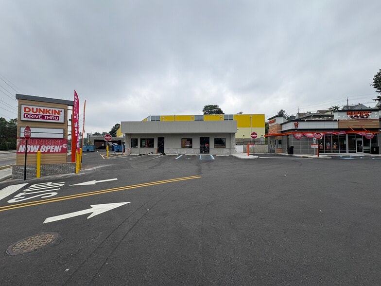 84 Goffle Rd, Hawthorne, NJ à louer - Photo de l’immeuble – Image 3 sur 3