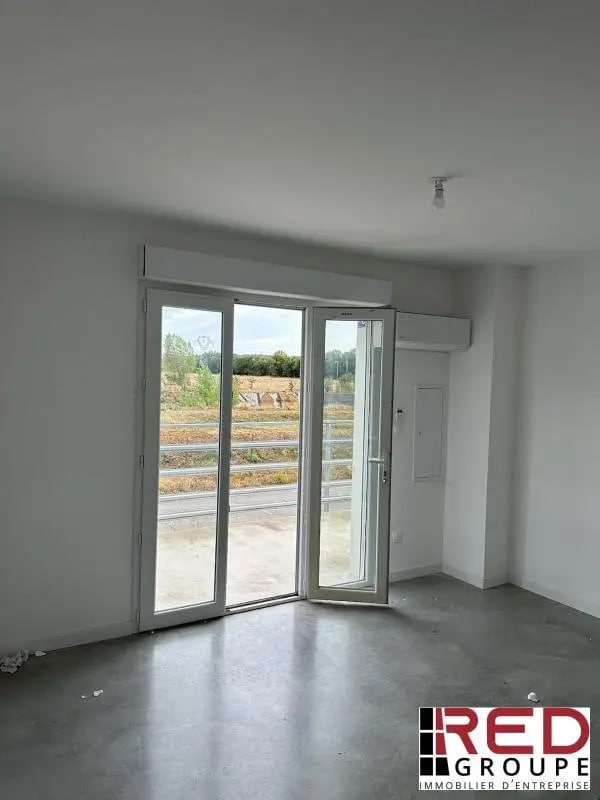 Bureau dans CHÂTEAUNEUF-LE-ROUGE à louer Photo de l’immeuble– Image 1 sur 6