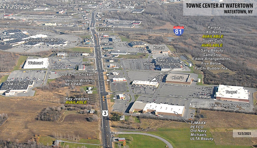 21800-21880 Towne Center Dr, Watertown, NY à louer - Aérien – Image 3 sur 28