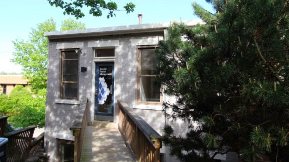 2142-2144 Gilbert Ave, Cincinnati, OH à louer - Photo de l’immeuble – Image 2 sur 10
