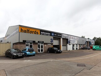 Plus de détails pour Stanstead Rd, Bishop's Stortford - Industriel/Logistique à louer